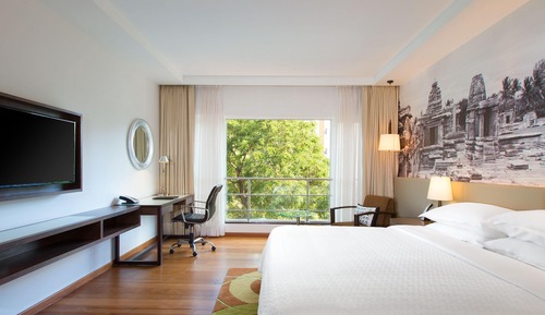 Deluxe Room, 1 King Bed, Non Smoking
