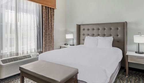Standard Room, Multiple Beds, Non Smoking, Refrigerator & Microwave