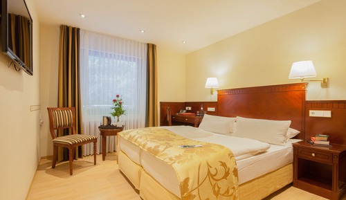 Comfort Room (back side)