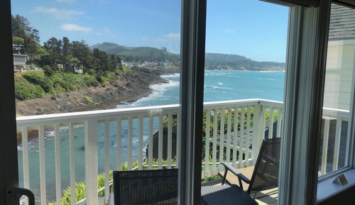 Comfort Studio Suite, 1 King Bed, Ocean View