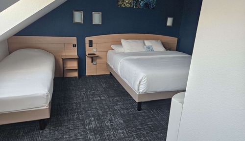 Standard Room, Multiple Beds