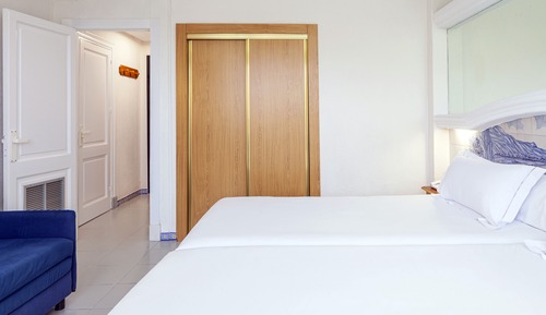Double Room, Partial Sea View