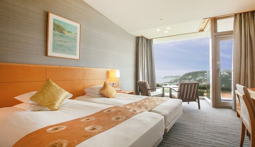 Hollywood Twin Room, Mt.Fuji & Enoshima View
