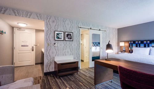 King Studio Suite