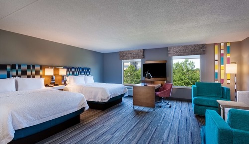 Two Queens Studio Suite