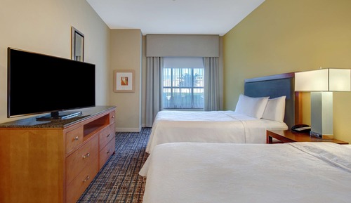 Suite, 2 Queen Beds, Accessible, Bathtub (Mobility & Hearing)