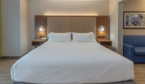 Standard Room, 1 King Bed