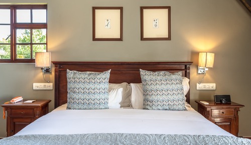 Superior Double Room, 1 King Bed, Balcony, Mountain View