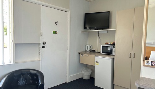 Standard Room, Non Smoking (Standard Queen)