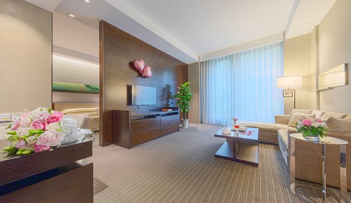 Business Suite, Garden View