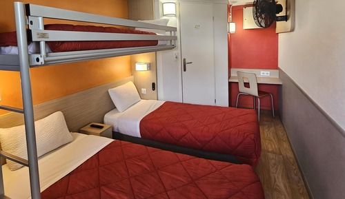 Standard Room, 3 Twin Beds