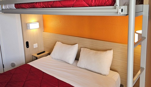 Standard Room, Multiple Beds (1 Double and 1 Single bed)