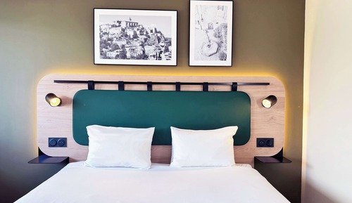 Superior Double Room with 1 Double Bed and 1 Chaise Lounge