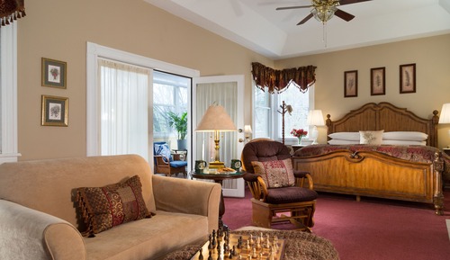 Magnolia Suite