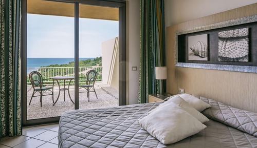 Deluxe Quadruple Room, Sea View