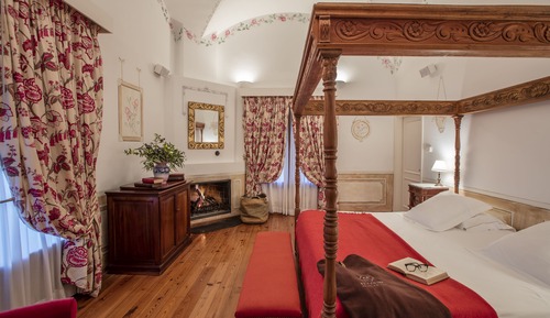 Suite, 1 King Bed with Sofa bed, Private Bathroom (Suite Colibri)