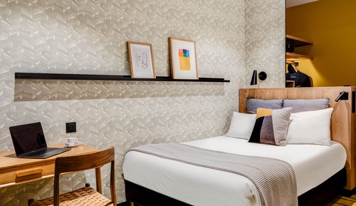 Economy Room