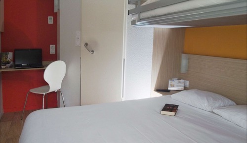 Standard Room, Multiple Beds (1 Double and 1 Single bed)