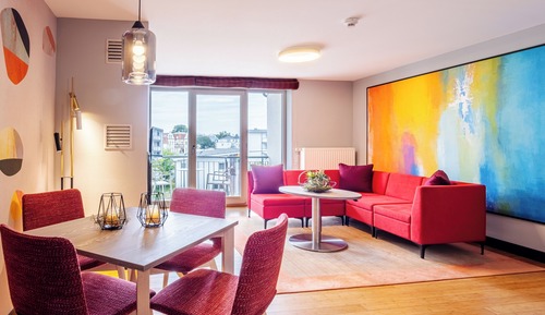One-Bedroom Apartment - Land Side
