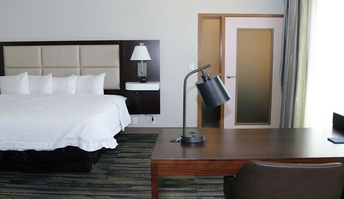 Suite, 1 King Bed, Non Smoking