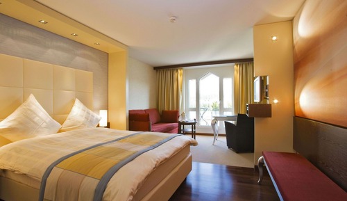 Comfort Room, Multiple Beds