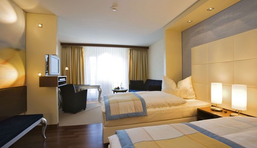 Comfort Twin Room