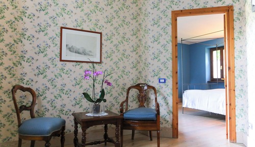 Junior Room, 1 Queen Bed, Balcony, Garden View