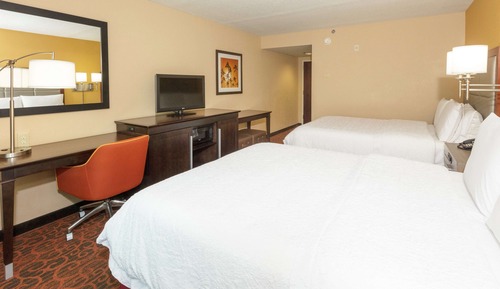 Two queen beds non smoking