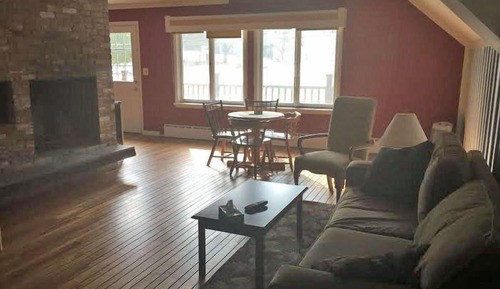 Exclusive Suite, 3 Bedrooms, Kitchenette, Mountain View - Pet Friendly