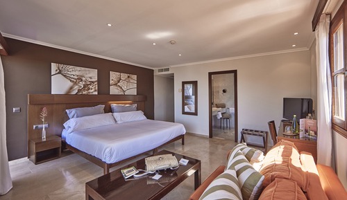 Junior suite, balcony, sea view Spa access not included