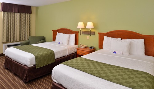 Suite, 2 Queen Beds, Non Smoking