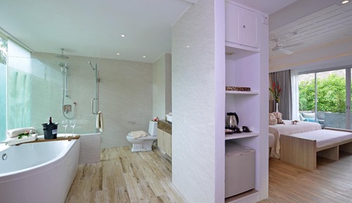 Private Superior Room - 370 meters away from the beach