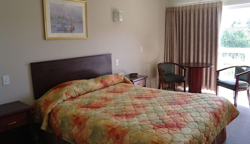 Room, 1 Queen Bed, Non Smoking, Ocean View