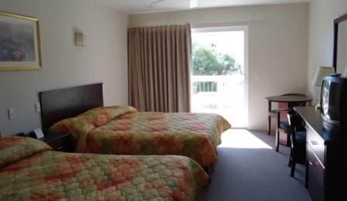 Room, 2 Queen Beds, Non Smoking