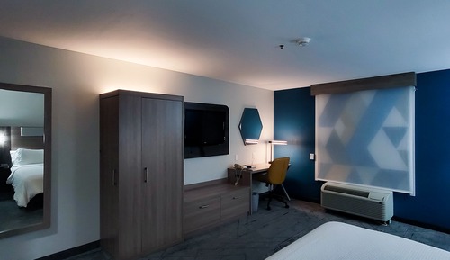 Standard Room, 1 King Bed