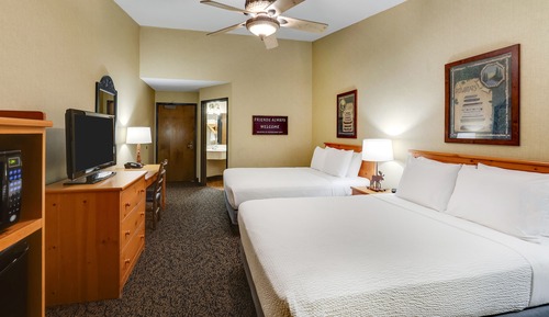 Deluxe Room, 2 Queen Beds, Non Smoking