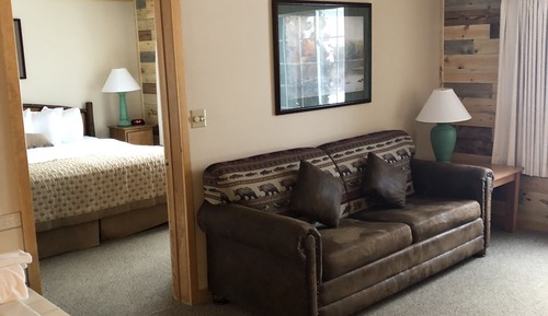 Deluxe Suite, 1 King Bed with Sofa bed