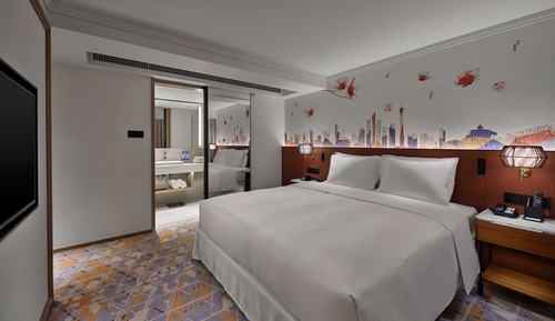 KING 1BEDROOM JUNIOR SUITE