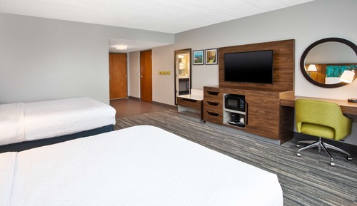 Room, 2 Queen Beds, Accessible, Non Smoking