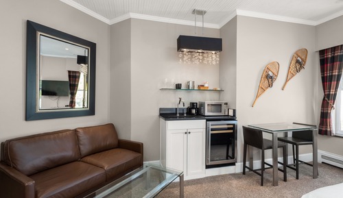 Standard Room, Mountain View (302)