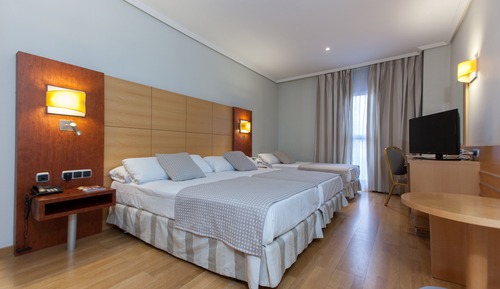 Standard Double Room (Parking included)