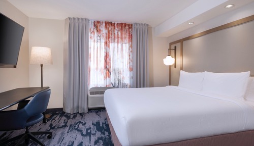 Executive Suite, 1 King Bed, Non Smoking
