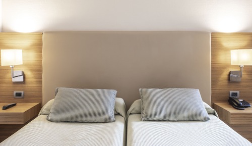 Standard Double Room Single Use (1 adult)