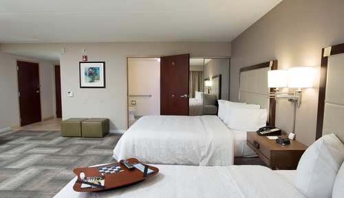 Room, 2 Queen Beds, Accessible, Bathtub (Mobility & Hearing)