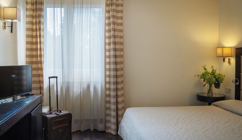 Double Room Single Use