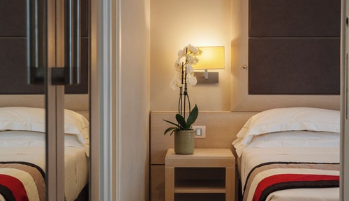 Junior Suite, Garden View (no smoking)