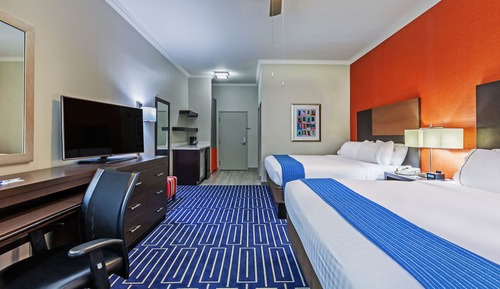 Suite, 1 King Bed, Accessible (Communication, Accessible Tub)