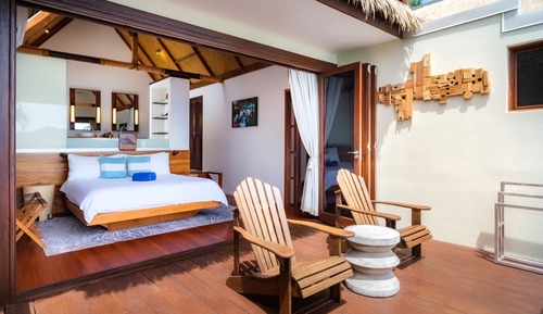 Lagoon Plunge Pool Bungalow with All Meals