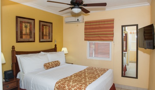 Deluxe Suite, 2 Bedrooms, Sea View (Private Rooftop)