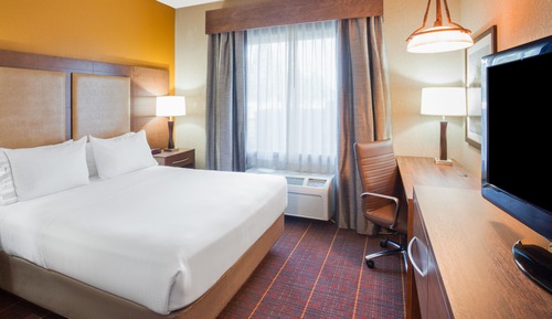 Suite, Multiple Beds